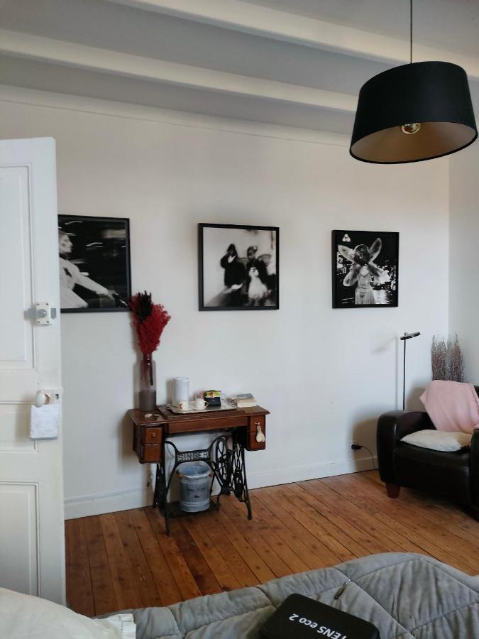 L' Embellie Sur Lot Bed and Breakfast Sainte-Livrade-sur-Lot Exteriör bild